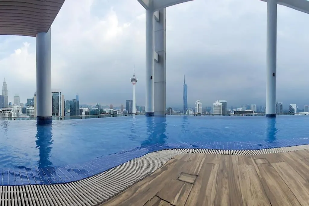 Апартаменты Col 25B Klcc Infinity Pool View Studio Куала-Лумпур