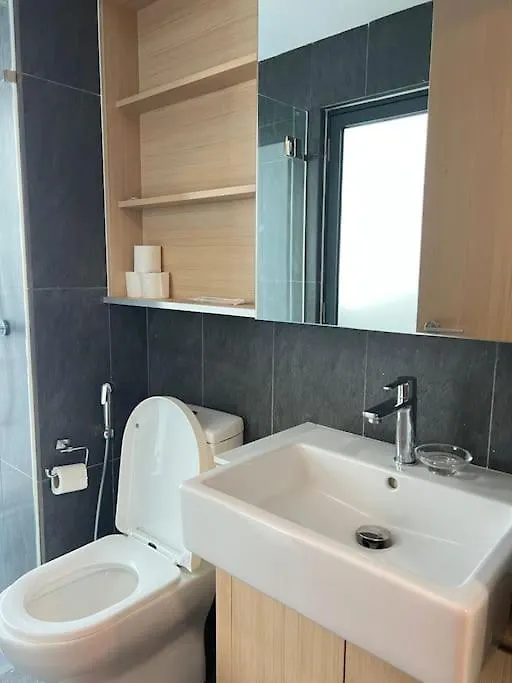 Апартаменты Col 25B Klcc Infinity Pool View Studio Куала-Лумпур Малайзия